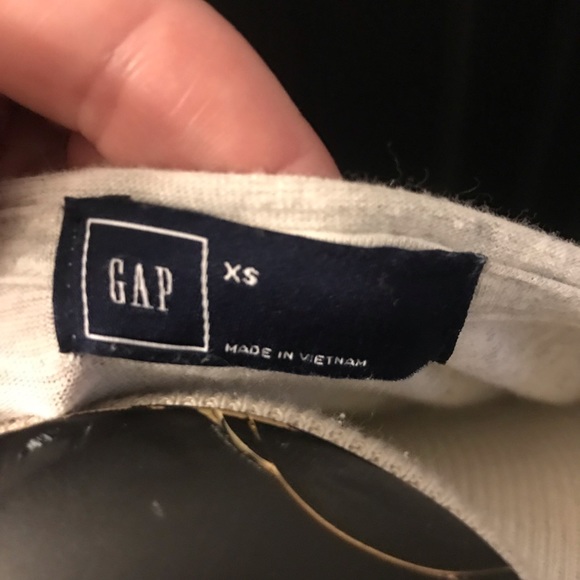 GAP Long Sleeve T-shirt  w/ Lace sleeves - Picture 3 of 7